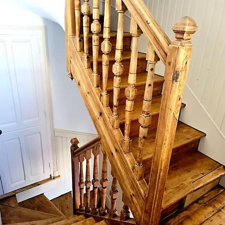 Maison Spacieuse Au Coeur Du Centre - A Pied *