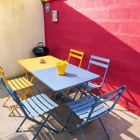 Maison Spacieuse Au Coeur Du Centre - à Pied Casa de Férias