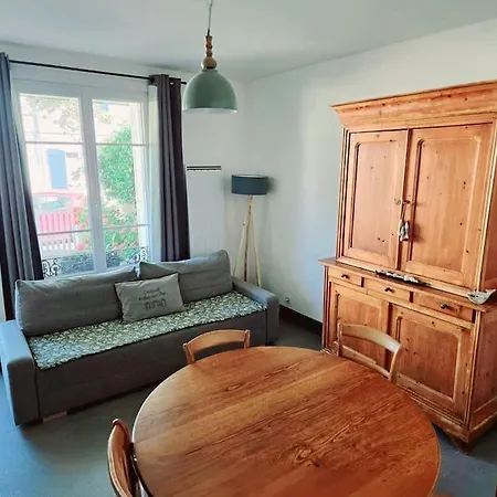 Dom wakacyjny Maison Spacieuse Au Coeur Du Centre - Plage A Pied Luc-sur-Mer