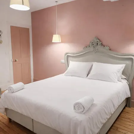 別荘 Maison Spacieuse Au Coeur Du Centre - A Pied *