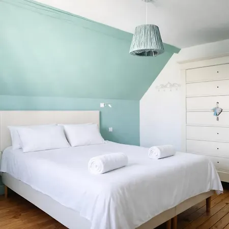 Maison Spacieuse Au Coeur Du Centre - A Pied 別荘 *