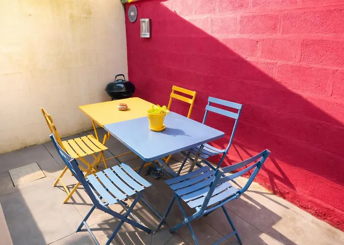 Maison Spacieuse Au Coeur Du Centre - A Pied Holiday home