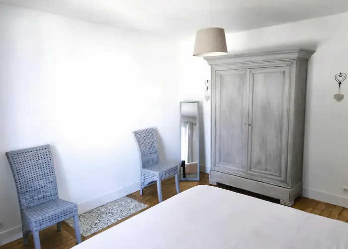 Maison Spacieuse Au Coeur Du Centre - A Pied *