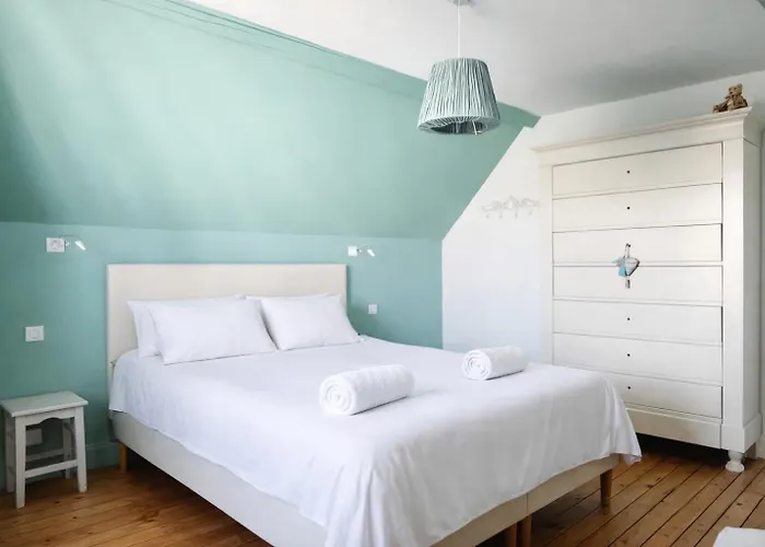 Maison Spacieuse Au Coeur Du Centre - A Pied Holiday home *