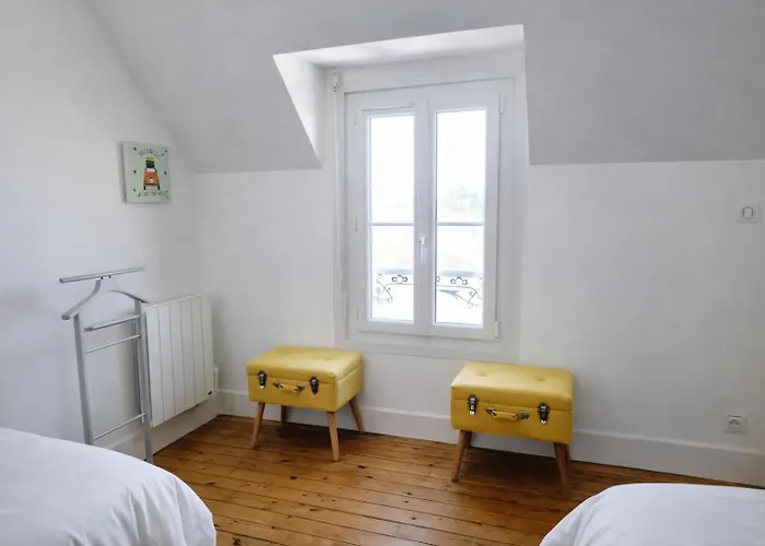 Maison Spacieuse Au Coeur Du Centre - A Pied